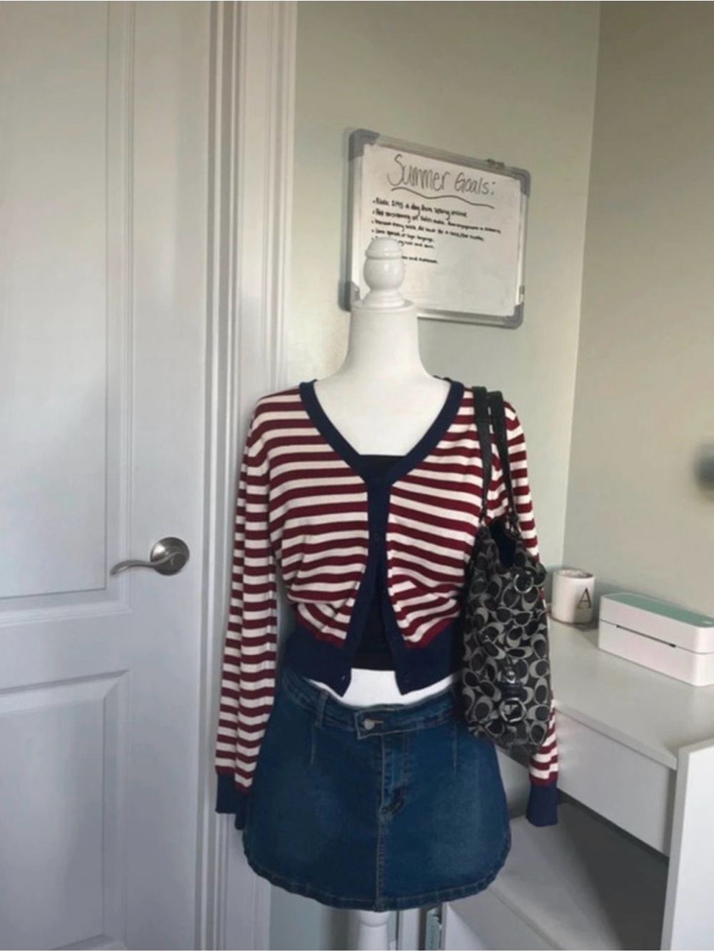 Cropped cardigan